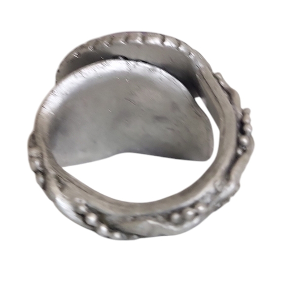Cape Cod Pewter Quahog Shell Spoon Ring - Picture 4 of 6
